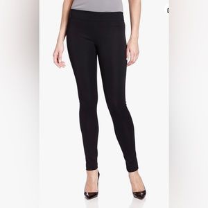BCBG Maxazria Mason Skinny Pant size Large